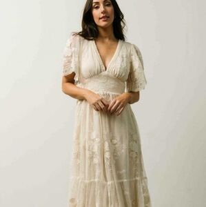 Baltic Born Clarisa Lace Midi Dress Size Small NWOT